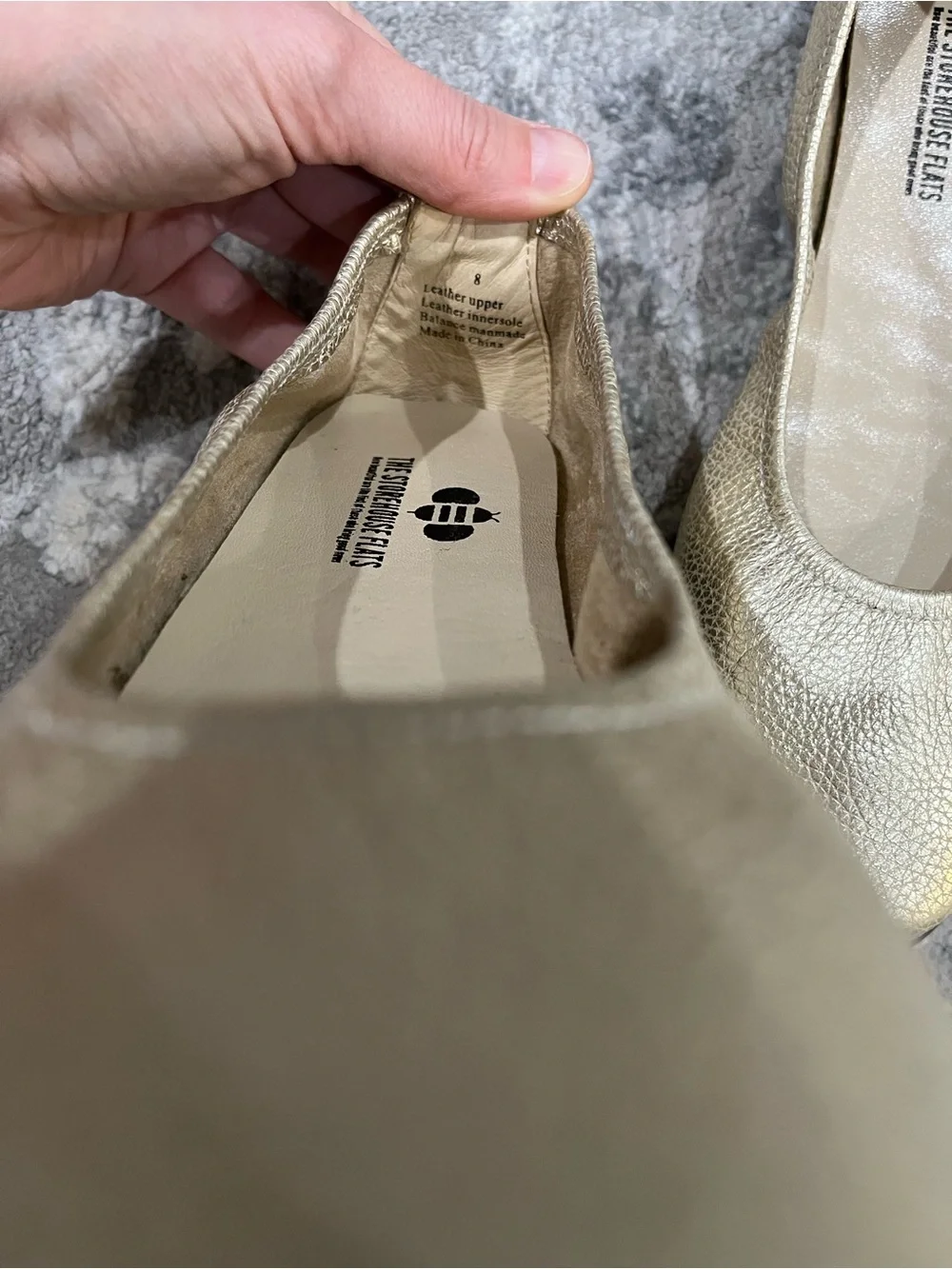 The Storehouse Flats Gold Flex size 8